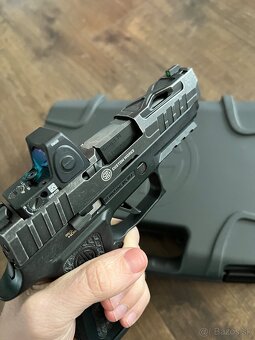 Trijicon RMR Type 2 3.25 MOA - 2