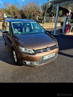 Volkswagen Touran 2.0 tdi Style - 7 Miest - 2