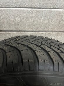 Zimne gumy 215/65 r17 - 2