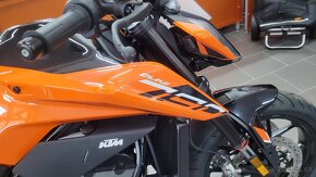 KTM 790 DUKE 2024 Orange za 7599 € - 2