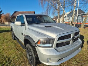 DODGE RAM 1500 5,7 HEMI 2017 SPORT - 2