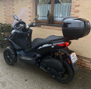 Piaggio MP3 300 - 2