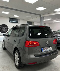 Volkswagen Touran Match 1.6TDI LED/Xenon/2012 - 2