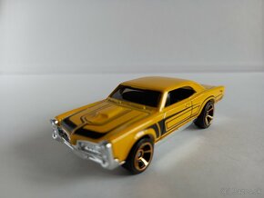 HOT WHEELS - ´67 PONTIAC GTO - POZRI DETAILNÉ FOTO - 2