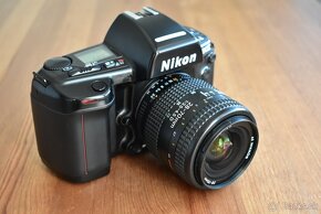 Nikon F90X s databackom MF-26 a orig strapom - 2