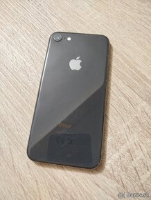 iPhone 8 / 256GB čierny pekný stav - 2