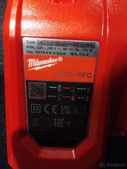 Predám nabíjačku milwaukee m12-m18fc - 2