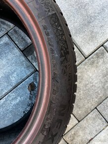 NEXEN 235/45 R18 zimna pneu - 2