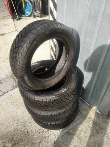 Predám 4ks zimné pneu.185/60R14 Matador dezen 7,0mm - 2