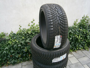 Predám 4x zimné nové pneu YOKOHAMA 235/50 R18 95WXL - 2