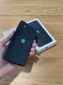 iPhone 11 64gb (100% batéria) - 2