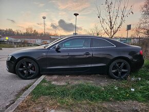 Audi A5 2.0T FSI - 2