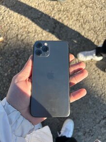 iPhone 11 pro - 2