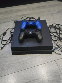 Playstation 4 - 2