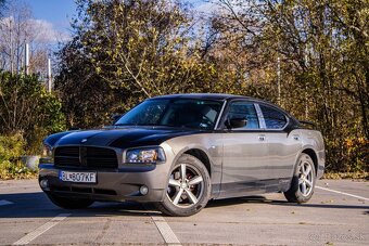 Dodge Charger 2.7 V6 A/T - 2