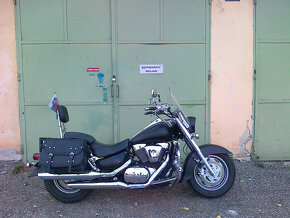 Suzuki Intruder 1500 - 2