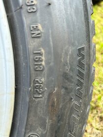 Pirelli sottorenzo 225/55R17 - 2