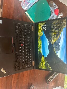 Lenovo yoga 370 - 2