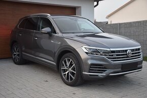 VW Touareg 4.0 V8 TDI 4Motion A/T, 310kW, 2019, HUD, Webasto - 2