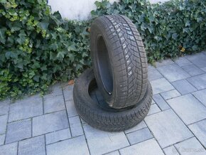 Predám 2x zimné pneu Goodyear 225/60 R17 103VXL - 2