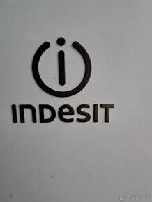 INDESIT - mraznička - 2