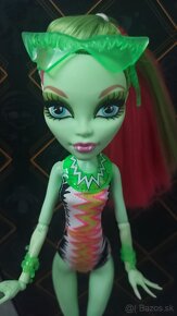 Monster High Venus Mcflytrap Swim Class - 2