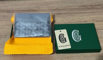 cardholder - 2