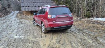 Mitsubishi Outlander 3 AWD - 2