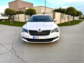 Škoda Superb 2.0 TDI DSG - 2