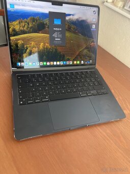 Predám MacBook Air M2 8GB RAM/256 GB - 2