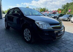 Opel Astra 1.6 16V benzín manuál 85 kw - 2