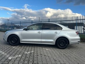 Volkswagen Jetta 2.0 TDI diesel - 2