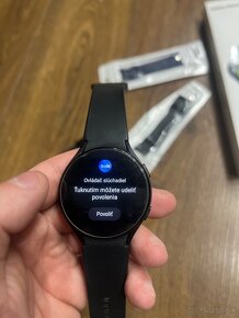 Samsung galaxy Watch 5.   44mm - 2