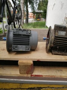 Elektromotor MEZ Mohelnice 0,37 kW, 910 ot/min, 400V - 2