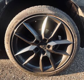 skoda octavia 3 RS 5x112 225/45/18 - 2