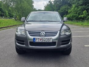 Volkswagen Touareg 3.0 tdi - 2