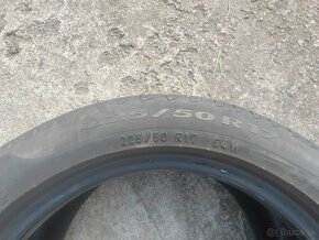 Predám sadu letných pneu Pirelli 225/50r17 - 2