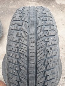 Zimne pneu 215/60/r17 - 2