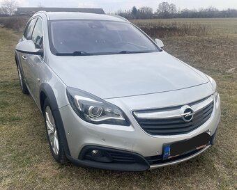 Opel Insignia Country Tourer - 2