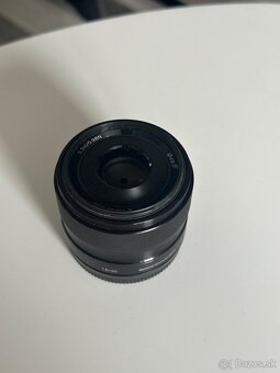 SONY E 35mm f/1,8 OSS - 2