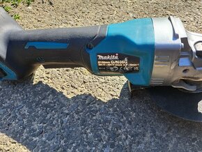 Makita xgt - 2