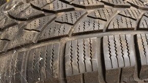 Predám 1ks zimná 215/65r16C Bridgestone na dodávku - 2