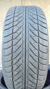 Predám 4-Zimné pneumatiky Goodyear Ultra 245/45 R19 - 2