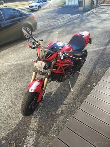 Ducati Monster 1100 Evo - 2