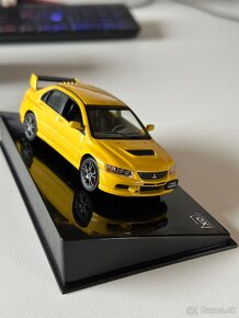 IXO Mitsubishi Lancer EVO IX 1:43 - 2