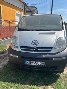 Predam Opel vivaro 2.5 DCTI - 2