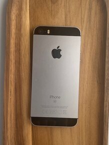 iPhone SE 32G (2016) - 2