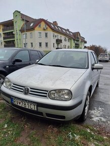 Volkswagen Golf 4 1.6 74kw benzín - 2