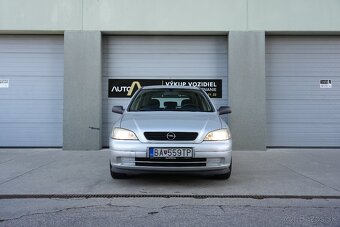 Opel Astra Caravan 2008 - 2