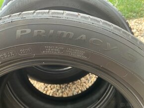 Michelin 215/55/R17 letné - 2